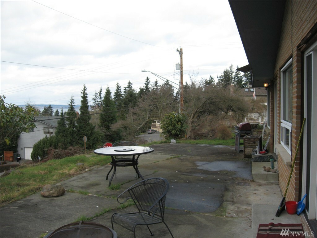 Property Photo:  18003 Homeview Dr SW  WA 98026 