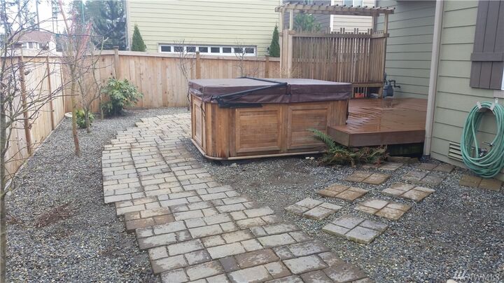 Property Photo: 11239 Borgen Lp WA 98332