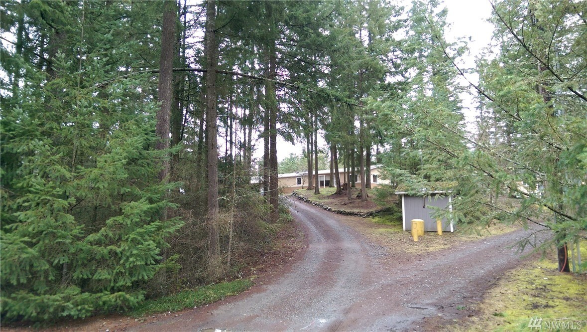 Property Photo: 19815 111th Ave E WA 98338