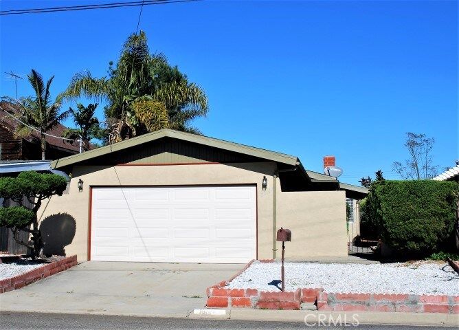Property Photo: 1520 Grandview Street CA 92054
