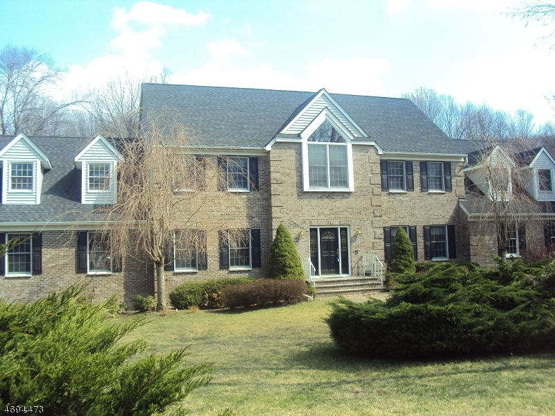 Property Photo: 32 Newstar Ridge NJ 07871