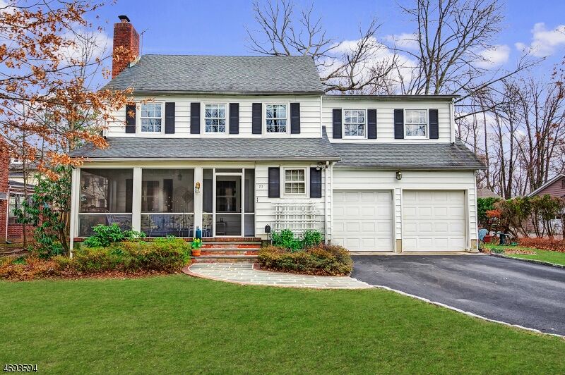 Property Photo:  77 Oakridge Rd  NJ 07044 