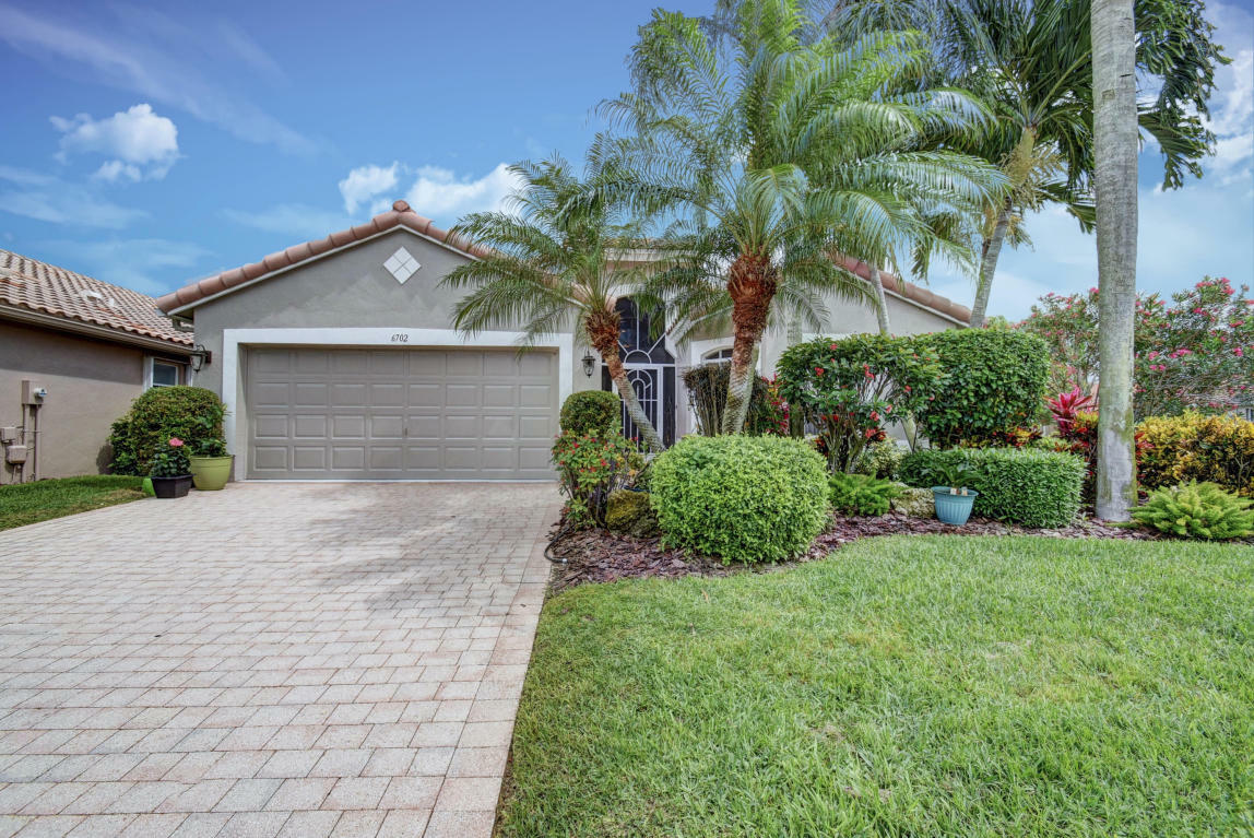 Property Photo:  6702 Sherbrook Drive  FL 33437 