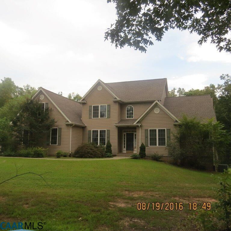 Property Photo:  827 Hancock Dr  VA 22968 