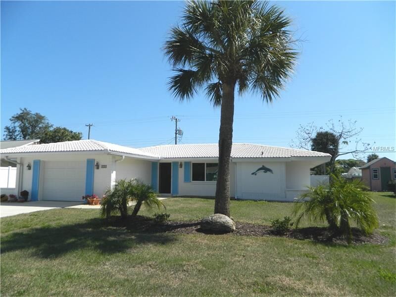 Property Photo:  270 Dorchester Drive  FL 34293 