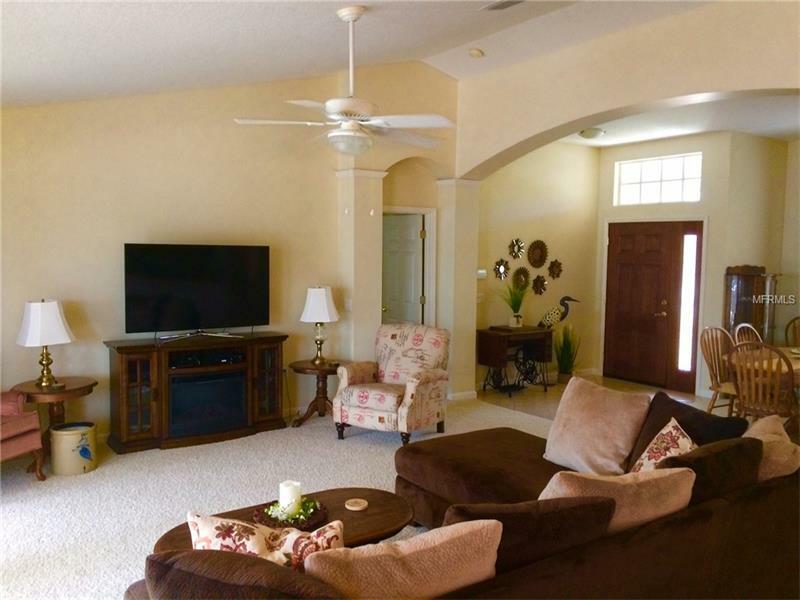 Property Photo: 1173 Sawgrass Drive FL 34689
