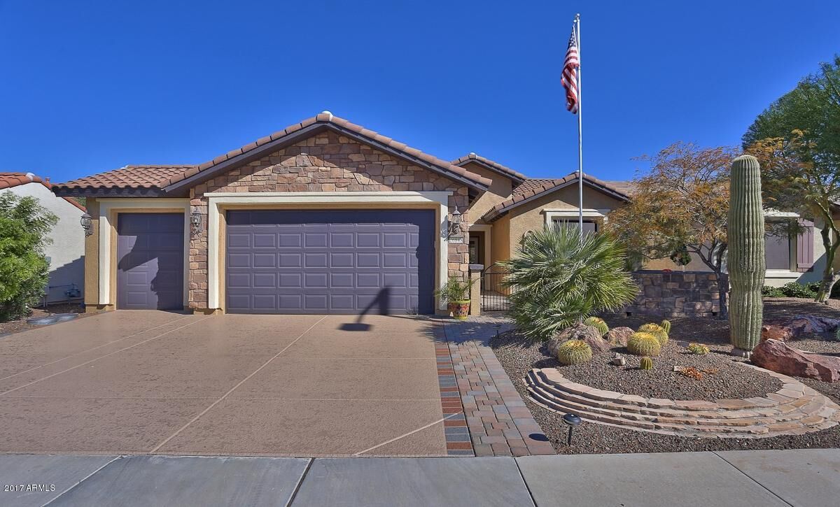 Property Photo:  26848 W Runion Drive  AZ 85396 