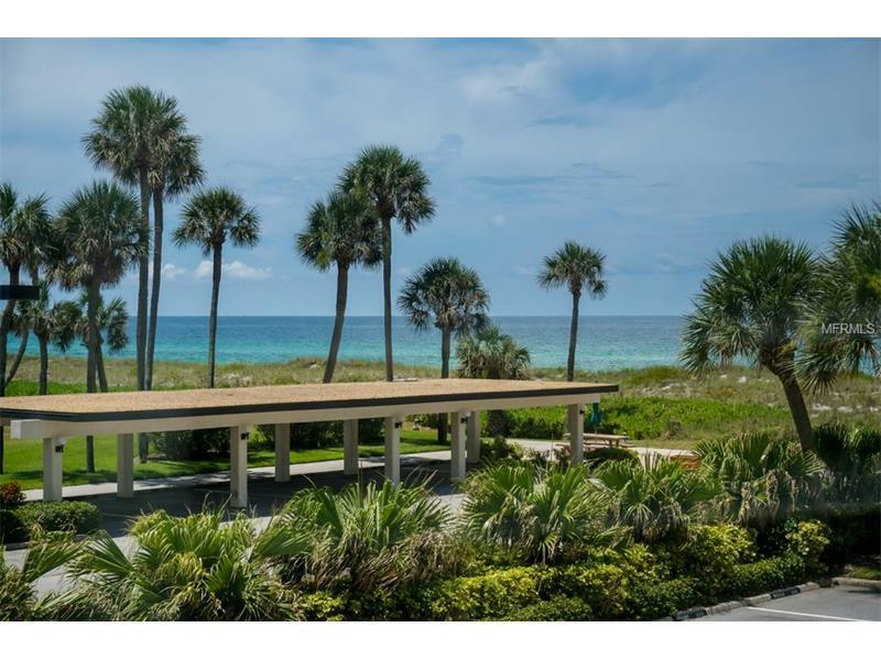 Property Photo:  2045 Gulf Of Mexico Drive 106  FL 34228 