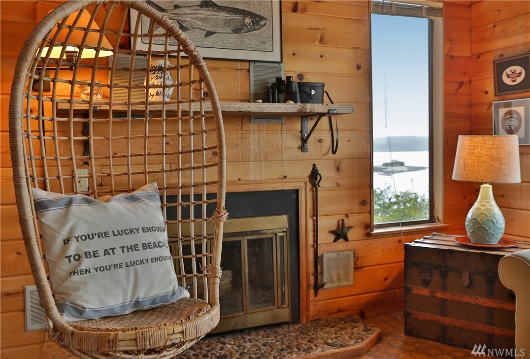 Property Photo: 2971 Saratoga Rd WA 98260