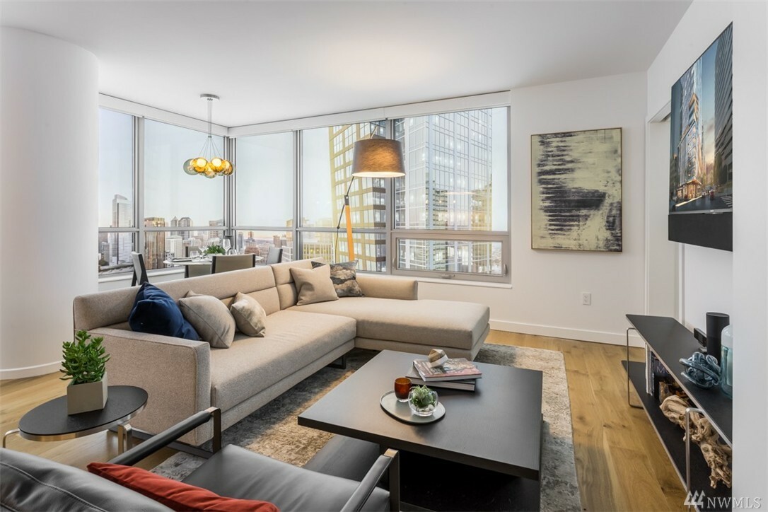 Property Photo: 1808 Minor Ave 3002 WA 98101