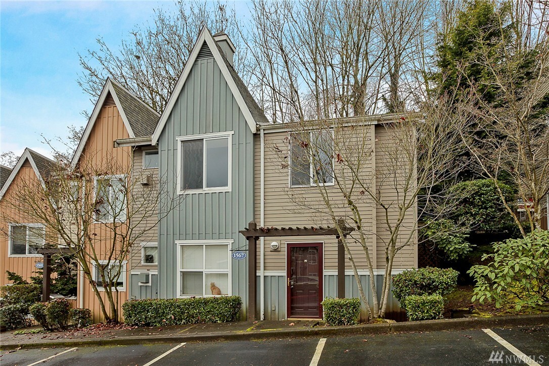 Property Photo:  1565 Cherrylane Ave S 1565  WA 98144 