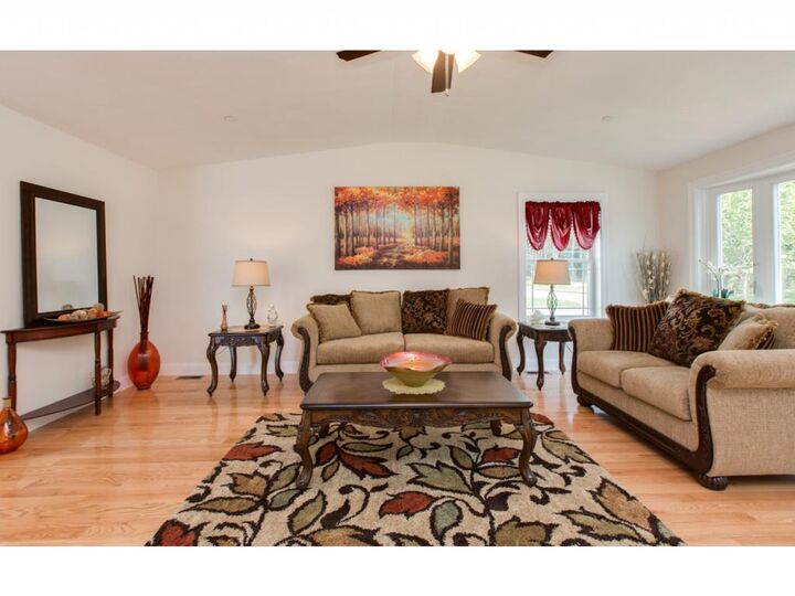 Property Photo: 6 Sagewood Drive 6 NH 03076