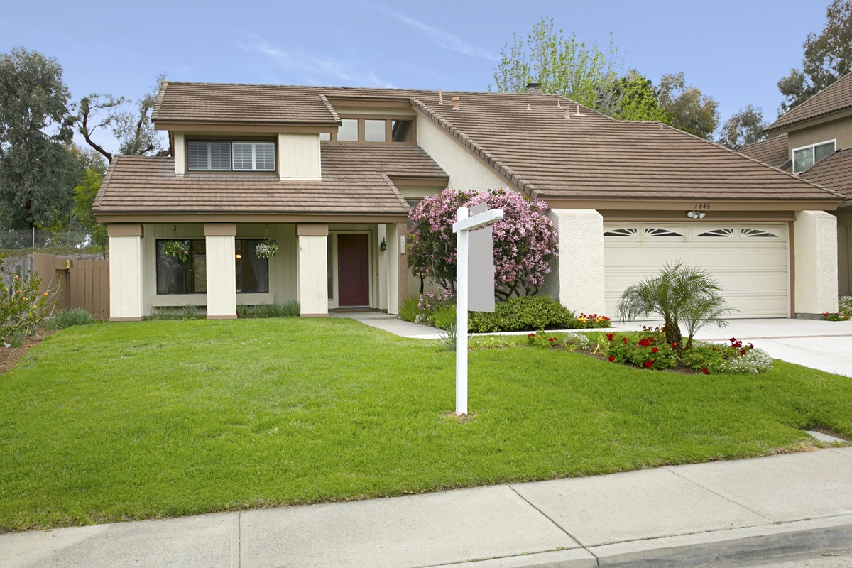 Property Photo:  1446 Valleda Lane  CA 92024 