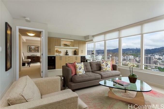 Property Photo:  1009 Kapiolani Boulevard 4601  HI 96814 