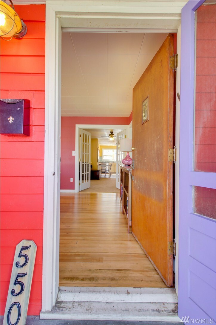 Property Photo: 550 Balm St WA 99362