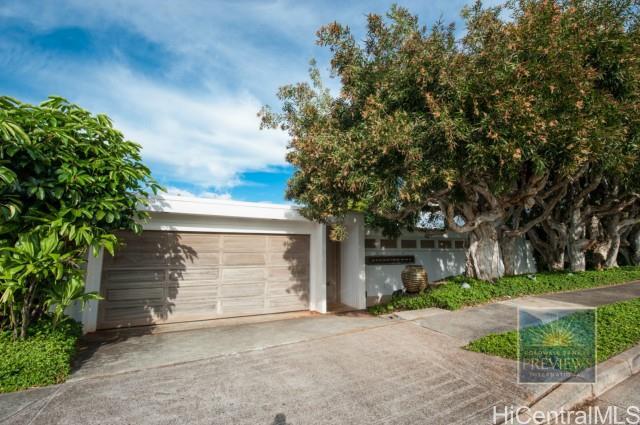 Property Photo: 1934 Alaeloa Street HI 96821