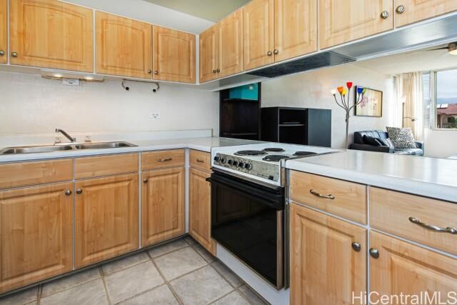 Property Photo:  5122 Likini Street 205  HI 96818 