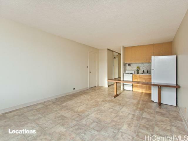 Property Photo:  747 Amana Street 1714  HI 96814 