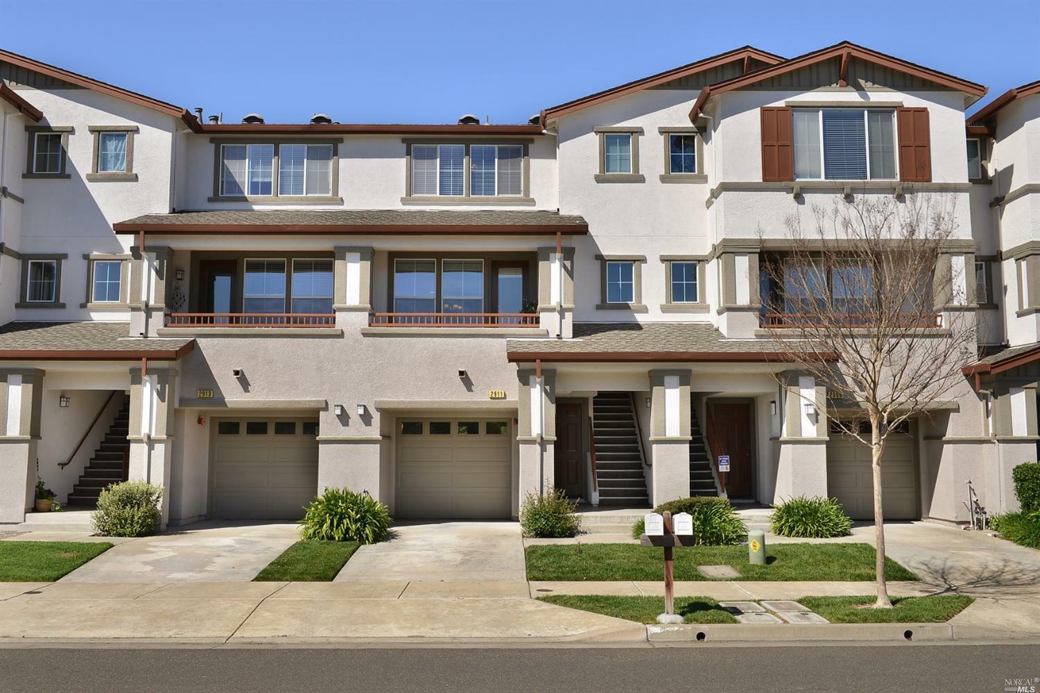 Property Photo:  2911 Edgewater Drive  CA 95407 