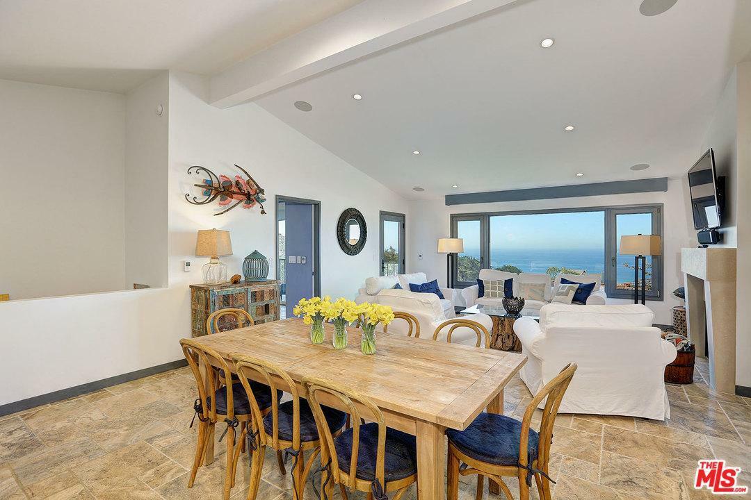 6813 Seawatch Ln  Malibu CA 90265 photo