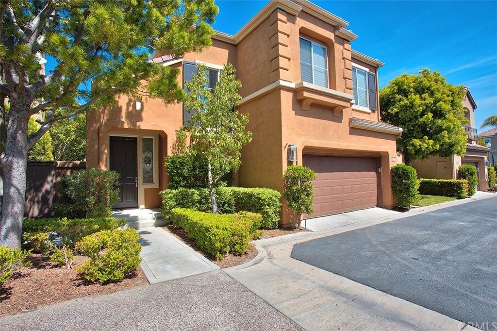 Property Photo: 17 Calvados CA 92657