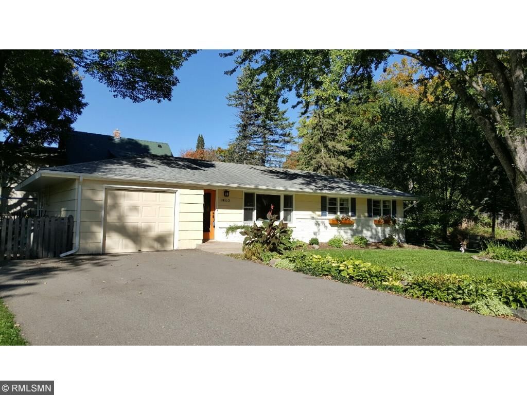 Property Photo:  18510 Highland Avenue  MN 55391 