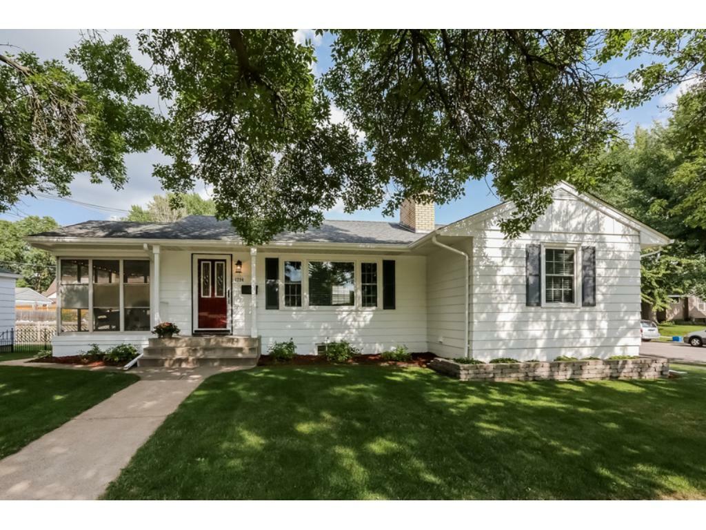 Property Photo: 1294 Arona Street MN 55108