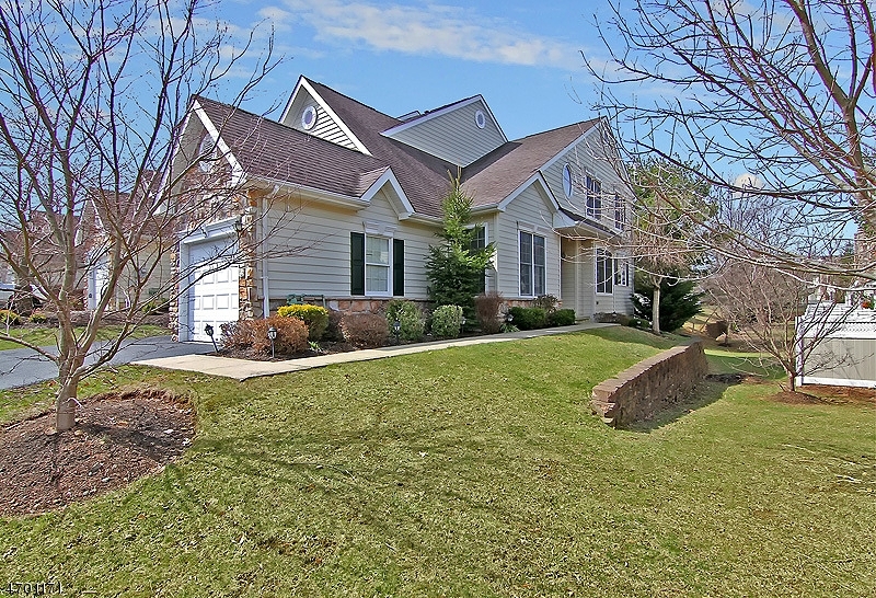 Property Photo:  129 Patriot Hill Dr  NJ 07920 