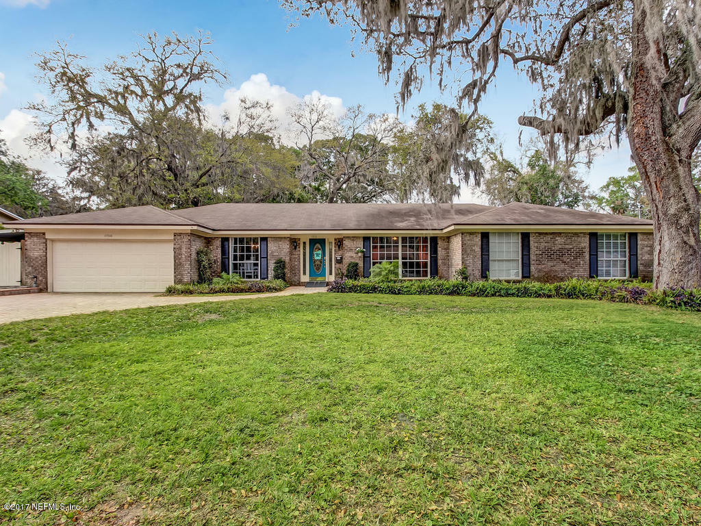 Property Photo:  11516 Beacon Drive  FL 32225 