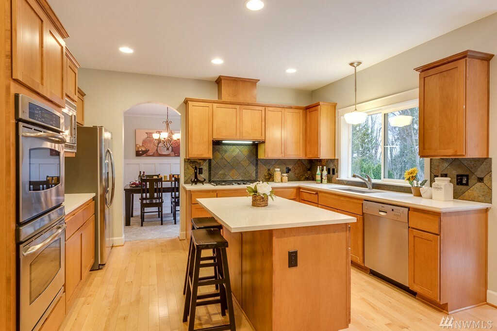 Property Photo: 3172 NE Marquette Wy WA 98029