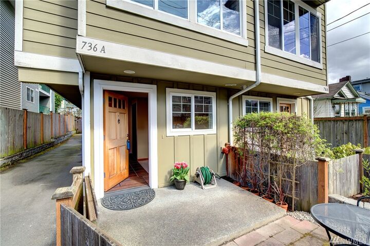 Property Photo: 736 N 95th St A WA 98103