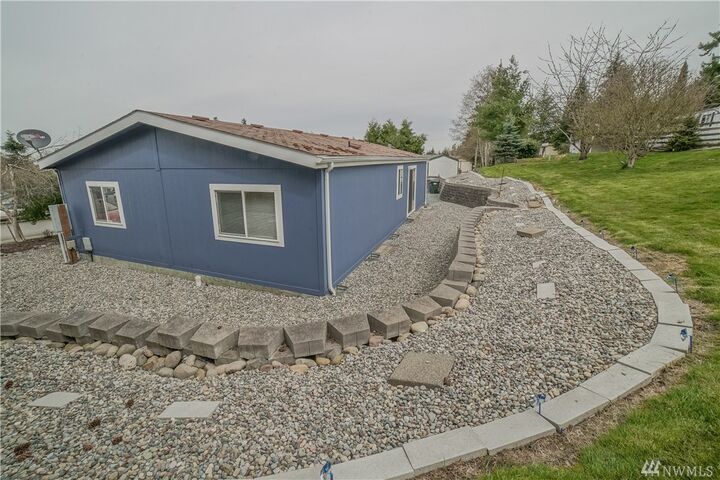 Property Photo:  9928 237th St Ct E  WA 98338