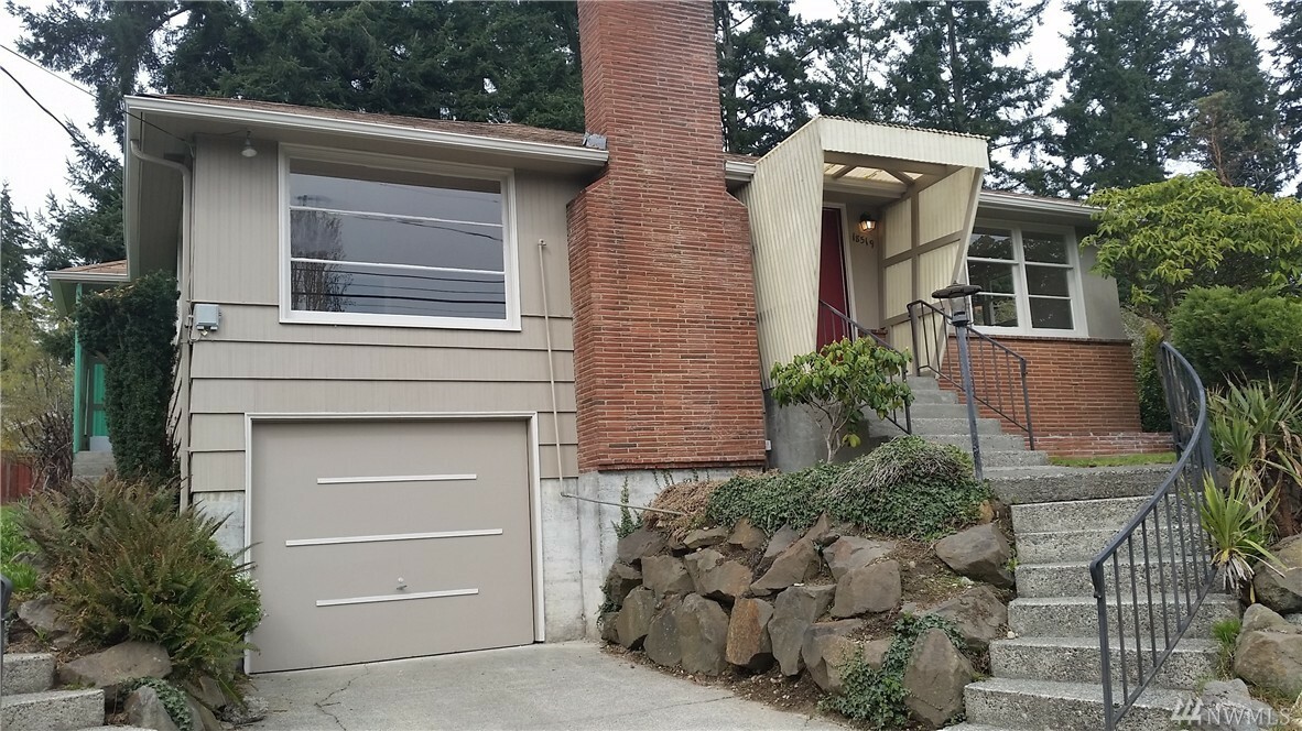 Property Photo:  18519 Wallingford Ave N  WA 98133 