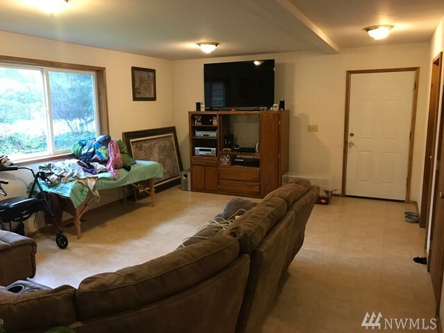 Property Photo:  131 Flair Valley Dr  WA 98266 