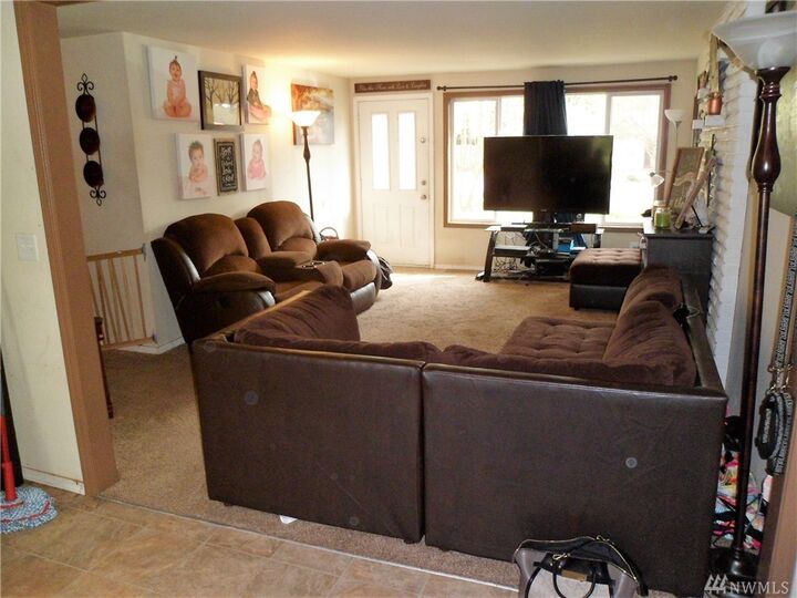 Property Photo:  3913 119th Place NE  WA 98271 