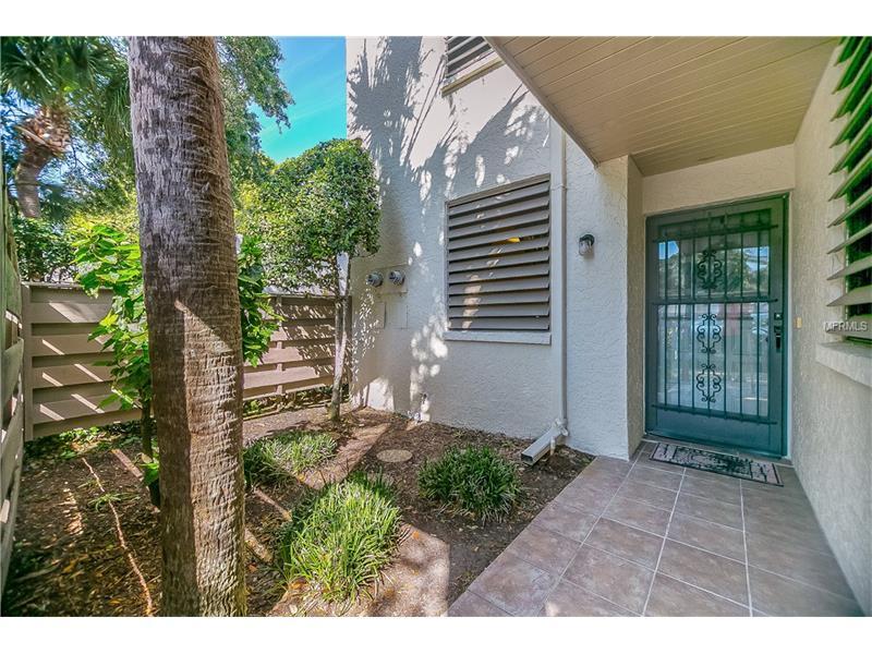 Property Photo: 120 Pinehurst Drive 120 FL 34210