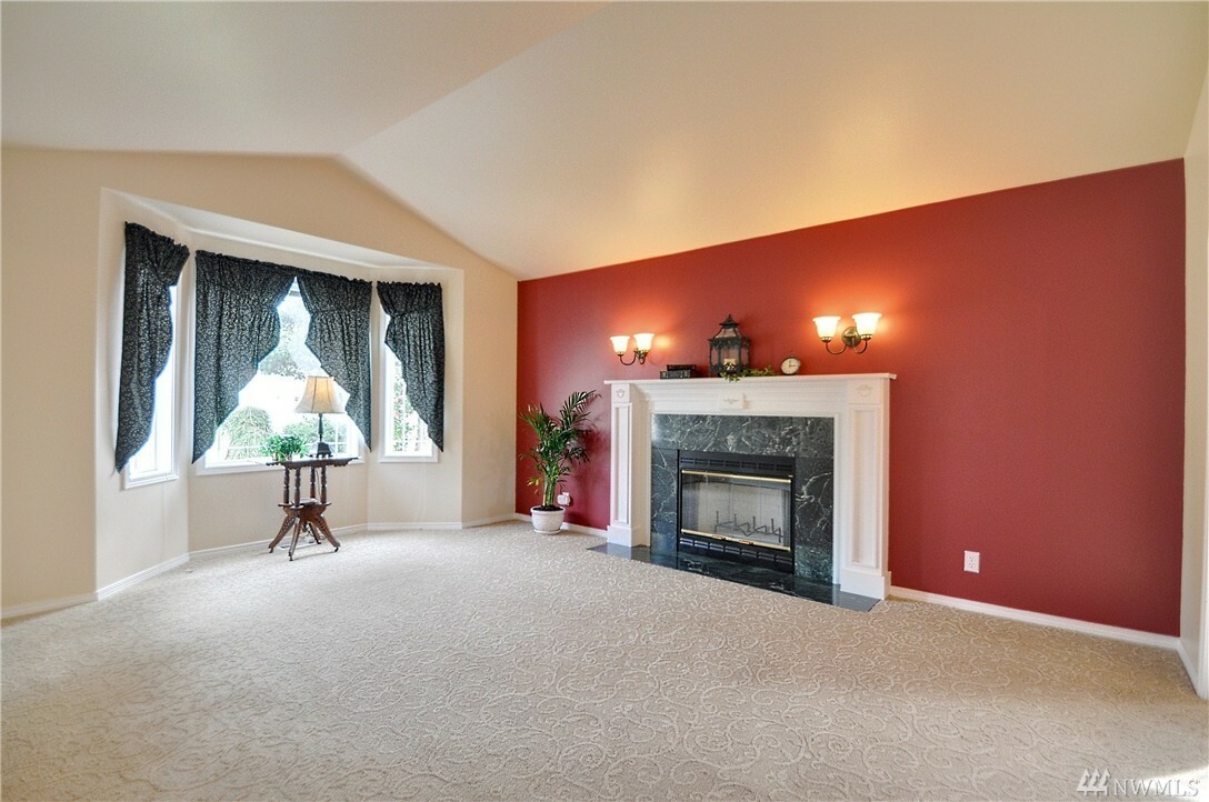 Property Photo:  7318 78th Dr NE  WA 98270 
