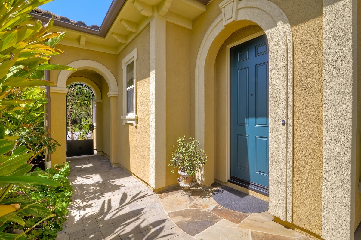 Property Photo: 7024 Sitio Frontera CA 92009