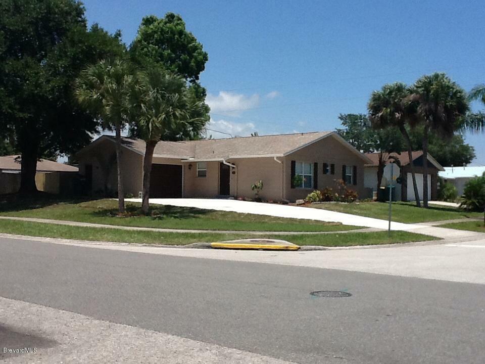 Property Photo:  656 Ebony Street  FL 32935 