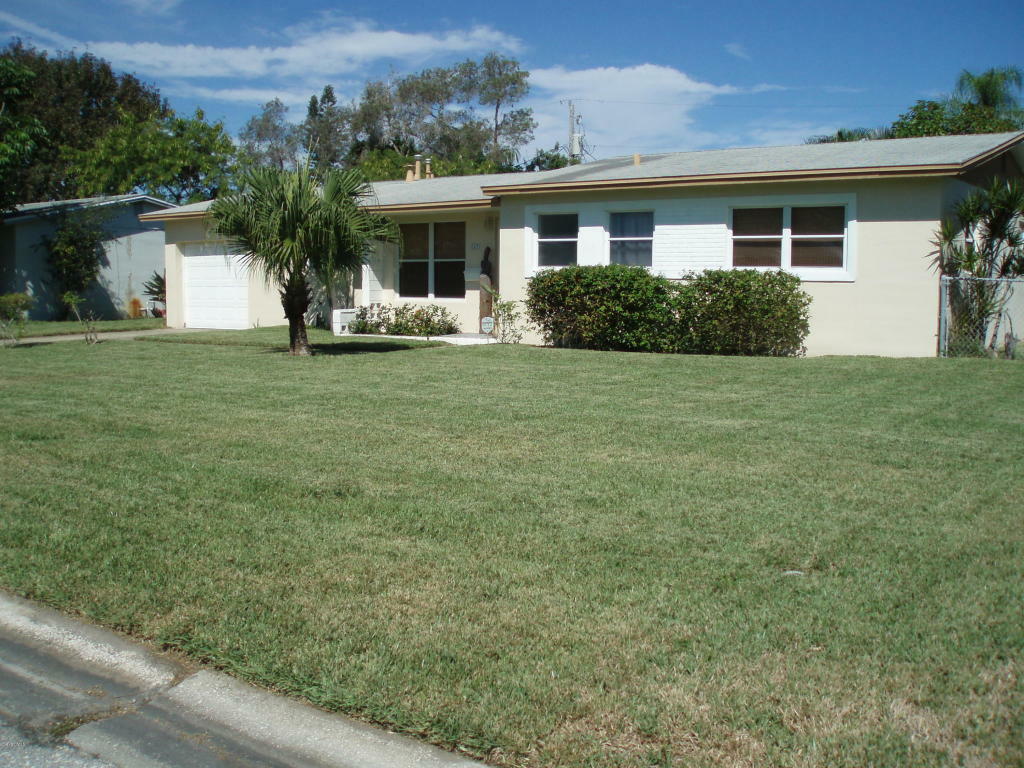 Property Photo:  167 Sea Park Boulevard  FL 32937 