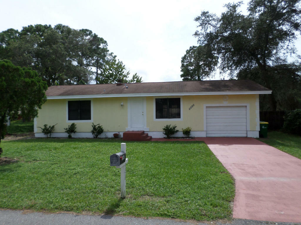 Property Photo:  6420 Lookout Drive  FL 32927 