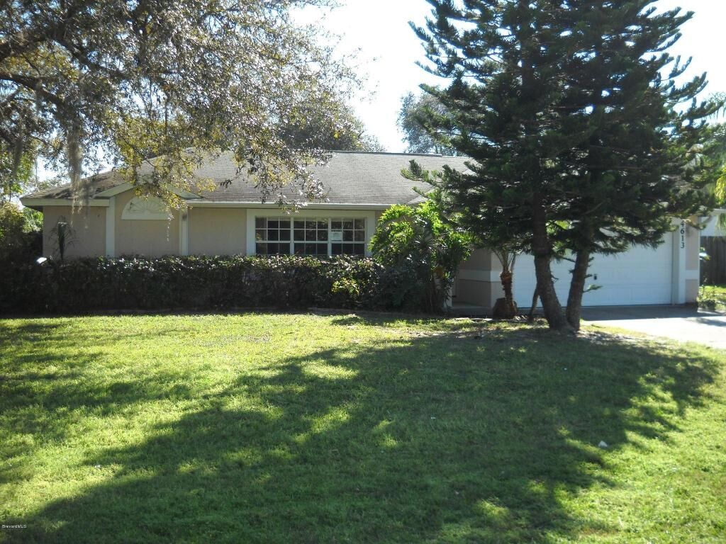 Property Photo: 4613 Camberly Street FL 32927