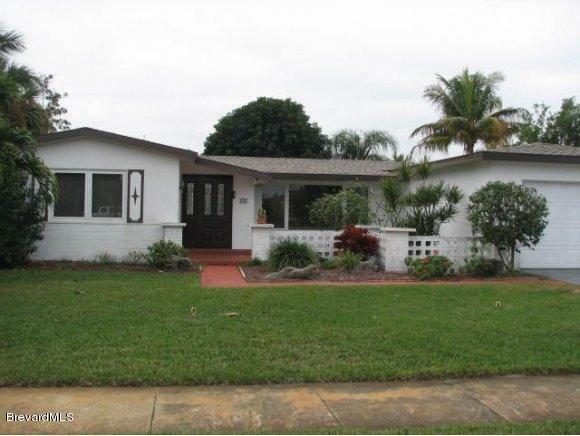 Property Photo:  406 Skylark Boulevard  FL 32937 