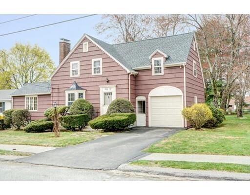 Property Photo:  32 Saint James  MA 01545 