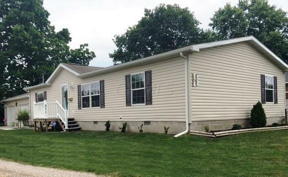 Property Photo: 971 Woodlawn Avenue OH 43055