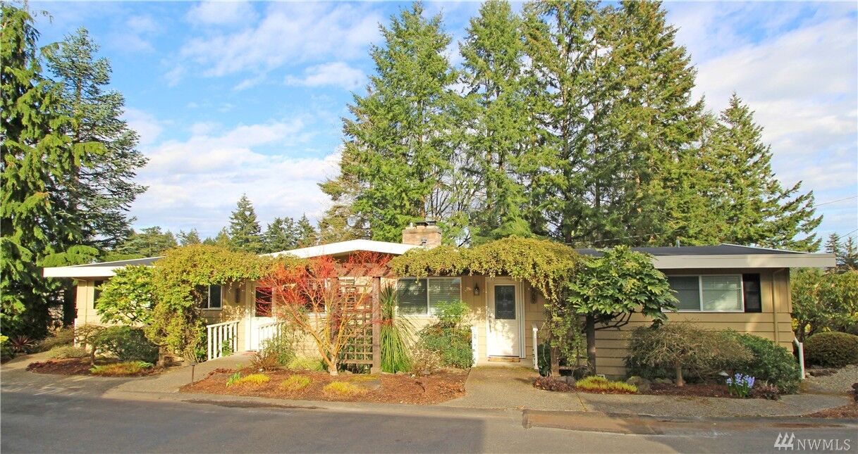 Property Photo:  6205  Soundview Drive  WA 98335 