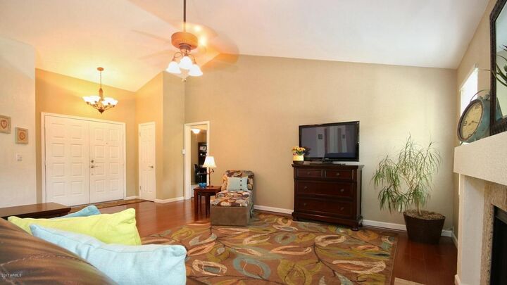 Property Photo:  5913 E Fairbrook Circle  AZ 85205 