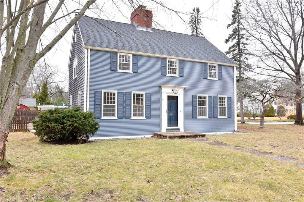 Property Photo:  9 Saint George Ct  RI 02888 