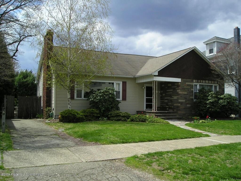 Property Photo: 155 Ninth Street PA 18644