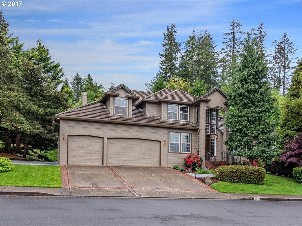 Property Photo:  2816 NW Walden Dr  WA 98607 